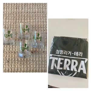 New Limited Edition - Set of 4 Korean BIG Soju Glass Cups and a Terra Apron